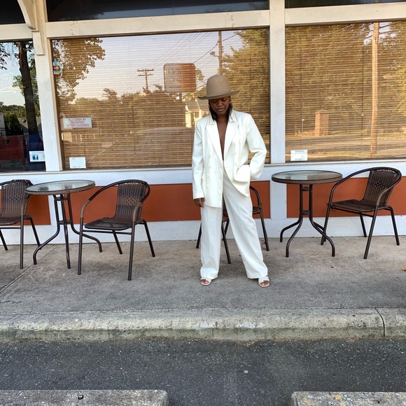 SOLD - Picture 6 of 7